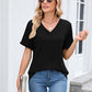 T-shirt décontracté à manches courtes et col en V pour femme