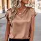 Blouse femme satinée à col V et manches courtes
